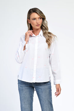 Cămașă damă albă din bumbac cu broderie roz – Aria Natalee Fashion