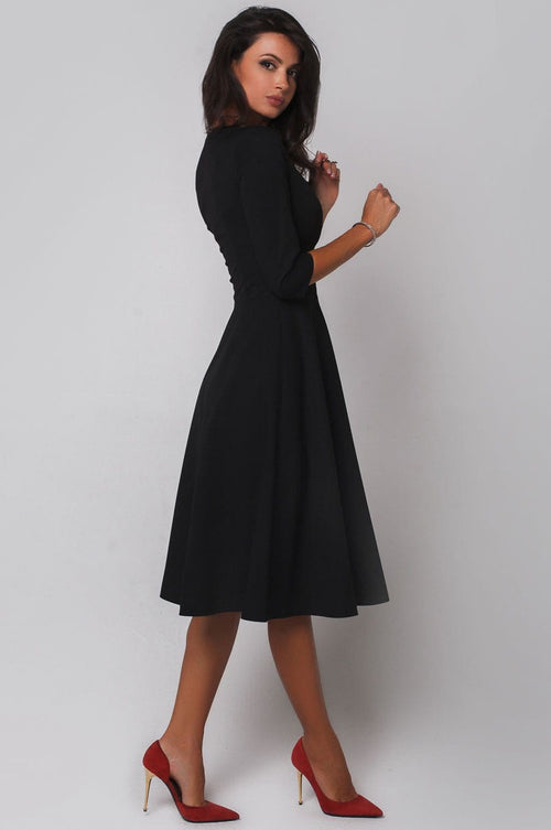 Rochie clos neagra April Natalee Fashion