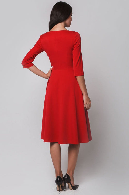 Rochie clos rosie Aimee Natalee Fashion