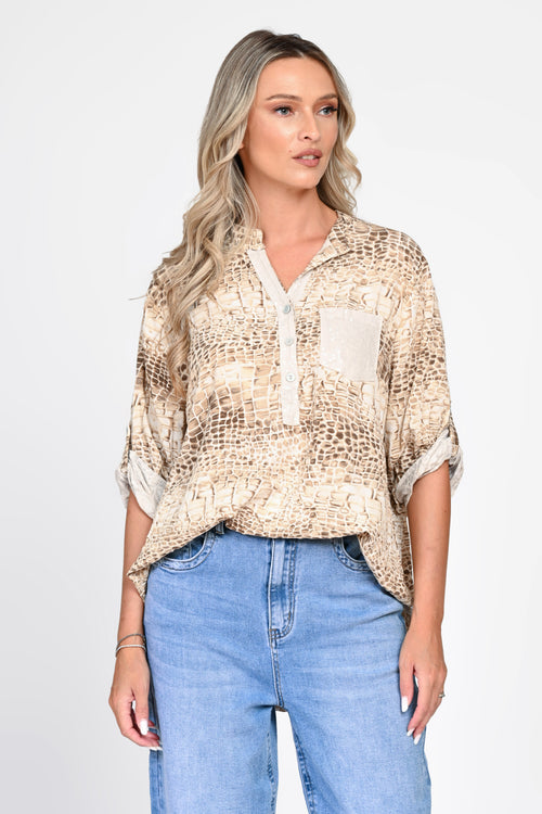 Bluză bej oversized cu imprimeu tip piele de șarpe