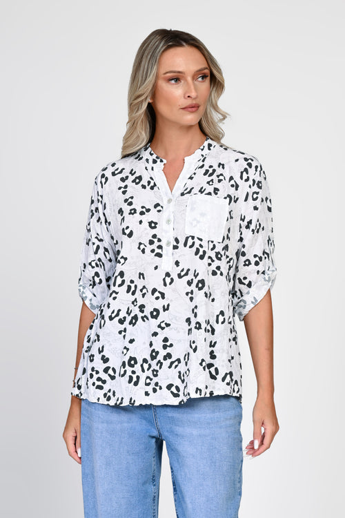 Bluză bej oversized cu imprimeu tip piele de șarpe