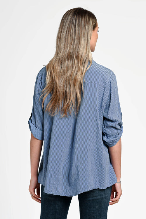 Bluză damă bleu cu dungi fine și detalii discrete Daria Natalee Fashion