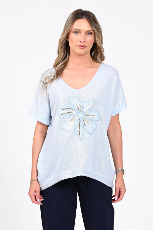 Bluză damă bleu cu floare decorativă – Elissa Natalee