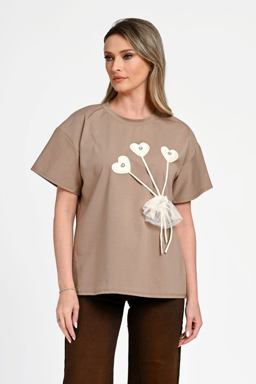 Bluză damă casual Andra bej cu aplicație inimioare Natalee