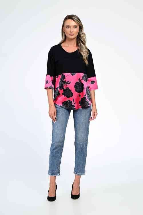Bluză damă neagră cu imprimeu floral pe fundal fucsia – Elara Natalee