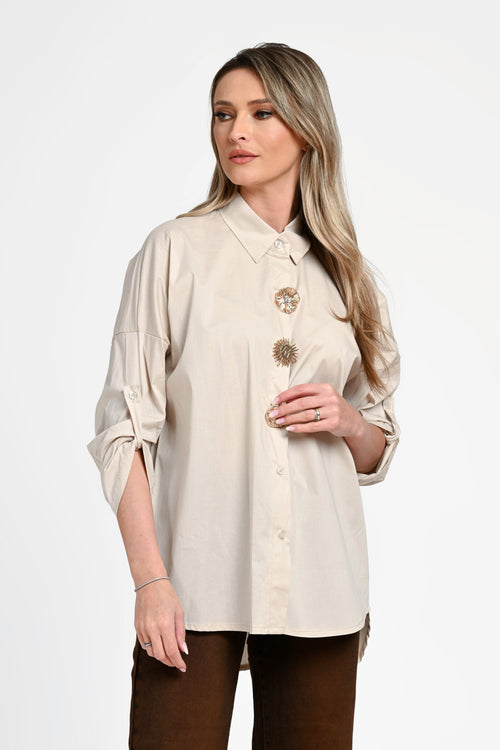 Cămașă damă bej cu nasturi decorativi Selene Sand Natalee
