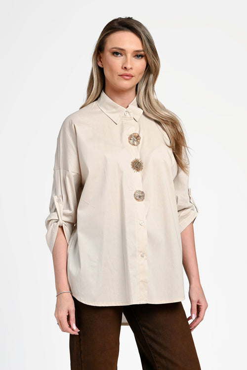 Cămașă damă bej cu nasturi decorativi Selene Sand Natalee