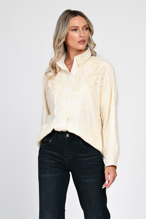 Cămașă damă crem cu broderie și dantelă Nadia Natalee Fashion