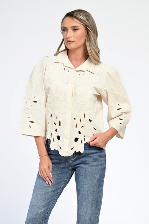 Camasa crem cu broderie decupată și mânecă 3/4 – Elora Natalee Fashion