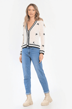 Cardigan crem cu margini negre și detalii decorative Natalee