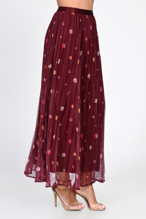 Fustă lungă bordo din tulle cu flori brodate Natalia Natalee