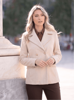 Jachetă damă crem cu nasturi aurii Evelina Natalee