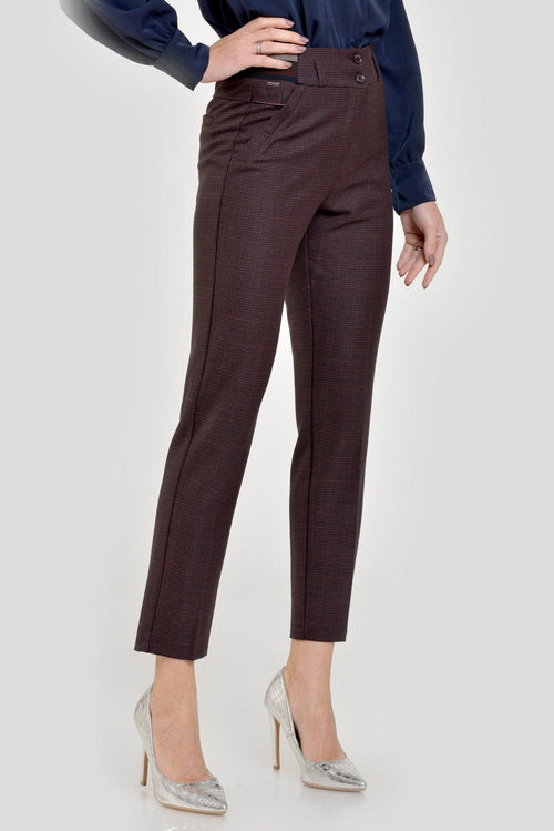 Natalee Fashion Pantaloni Pantalon conic bordeaux in carouri  Aziza