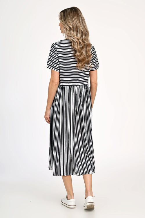 Rochie Eranthe lunga cu dungi Eranthe