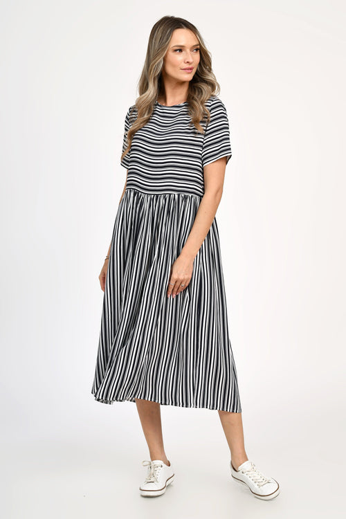 Rochie Eranthe lunga cu dungi Eranthe
