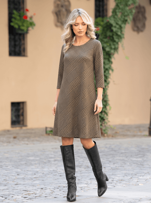 Rochie în A cu carouri bej-negru și buzunare Ilinca Natalee