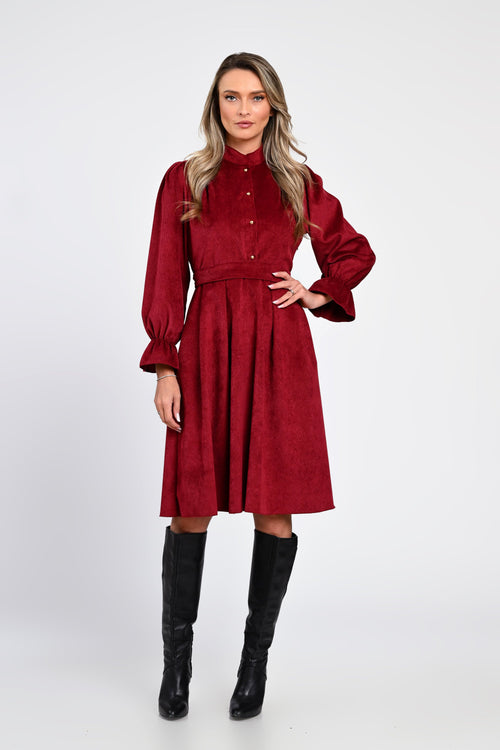 Rochie midi din raiat bordo cu guler și nasturi decorativi – rochia Eveline Natalee