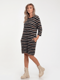 Rochie neagră cu dungi multicolore Miruna Natalee